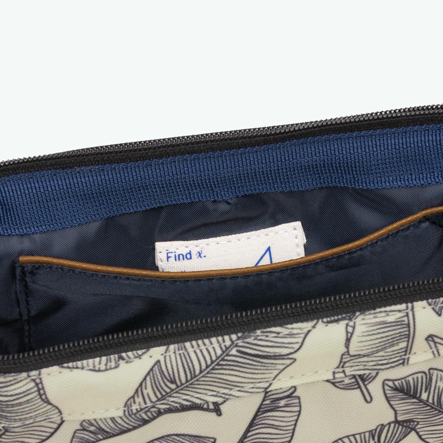 Andrassy UT - Trousse école