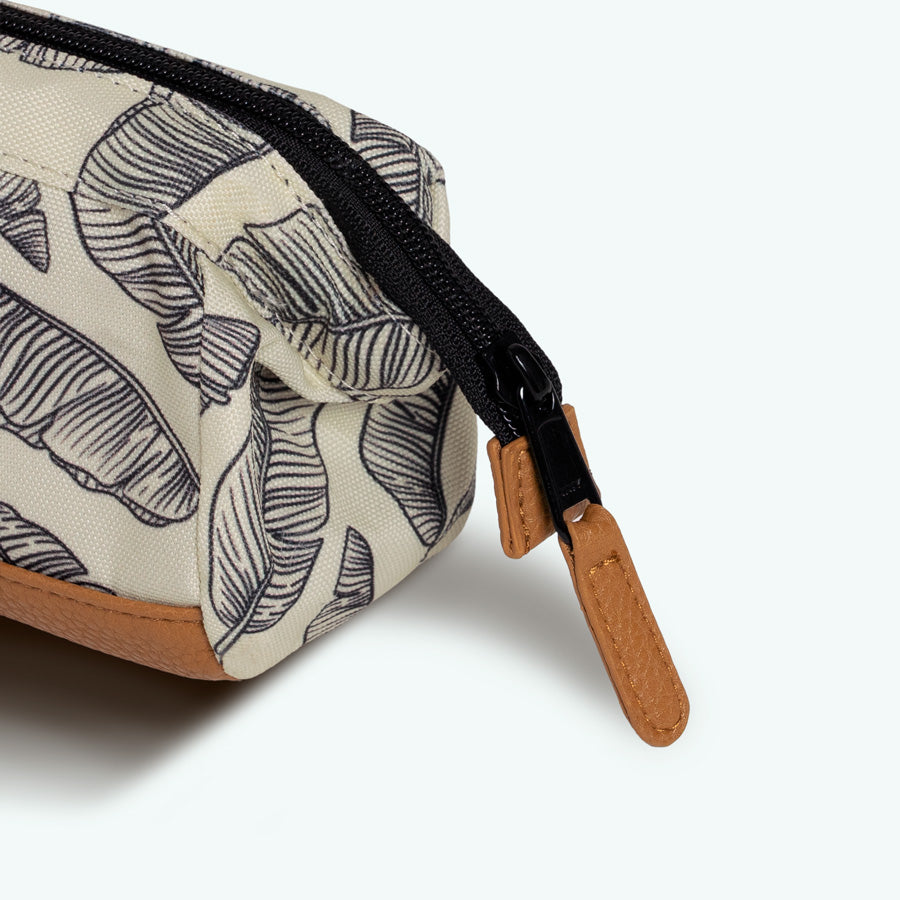 Andrassy UT - Trousse école