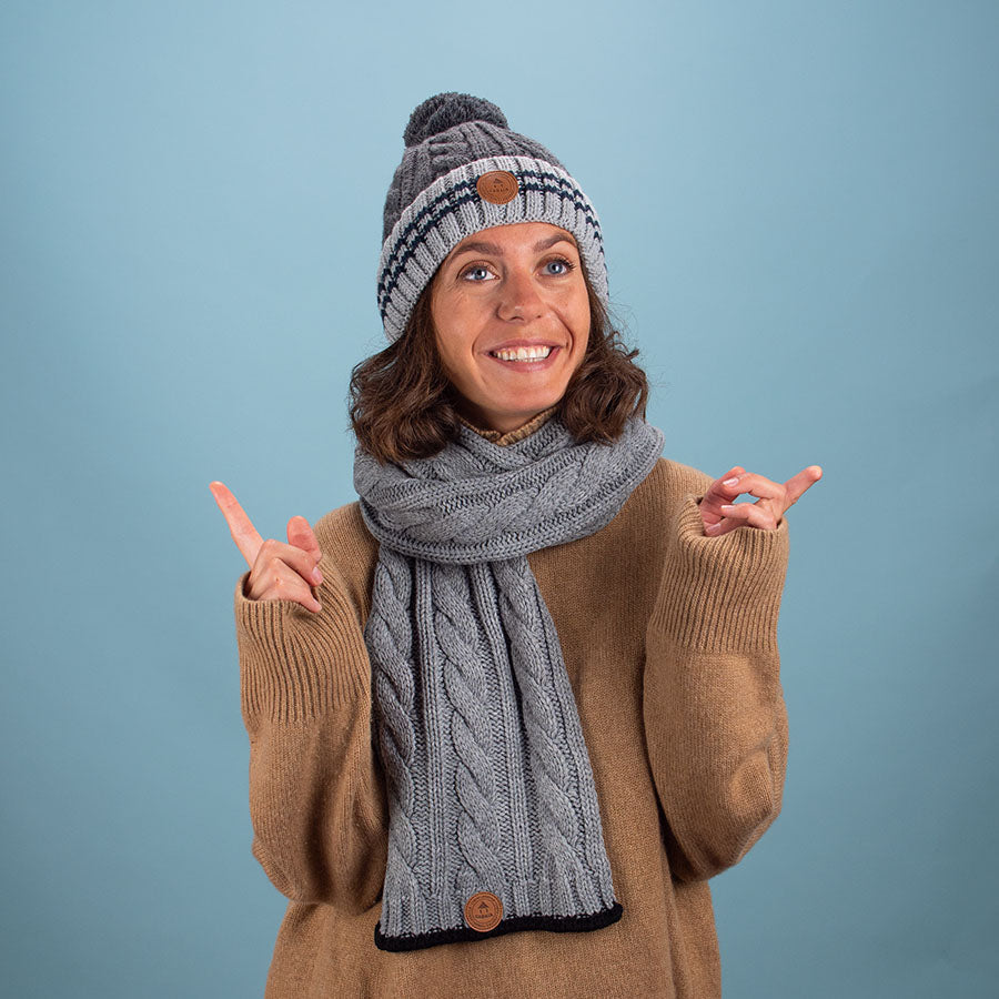 Creamy Gin Dark Grey